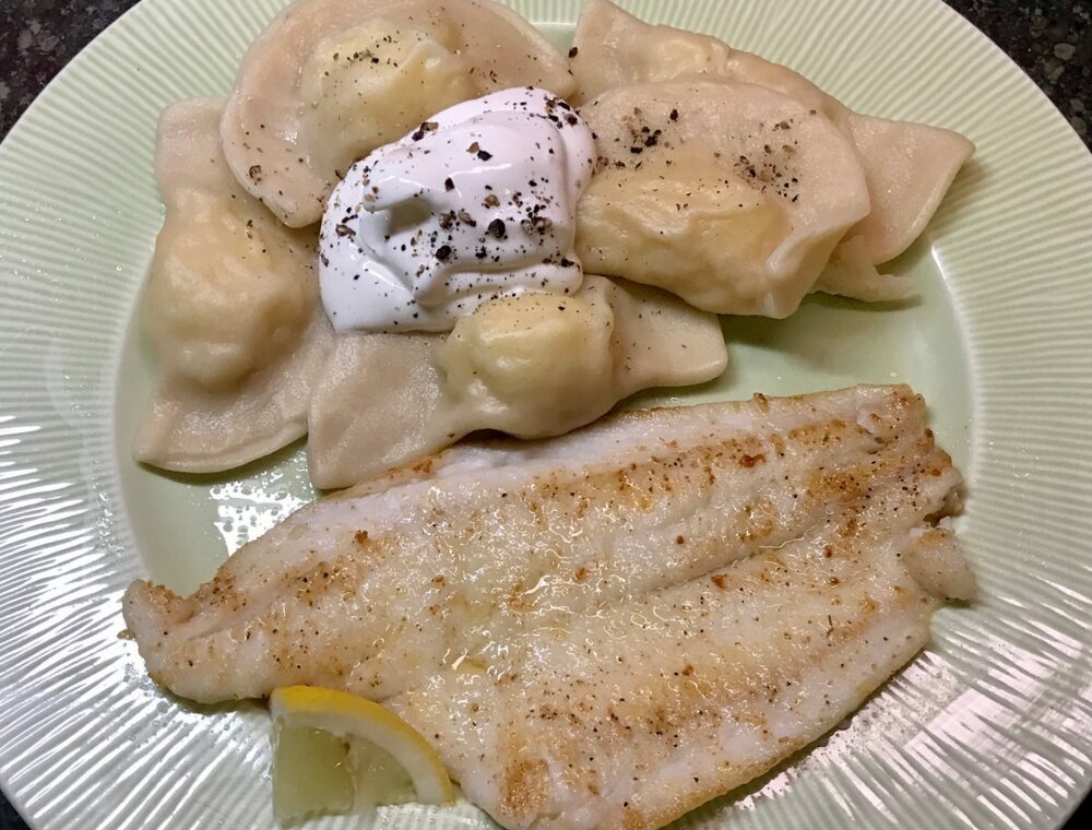 dinner.thumb.jpg.22ed93bcc4b2ee38523c3ffea1840cfb.jpg