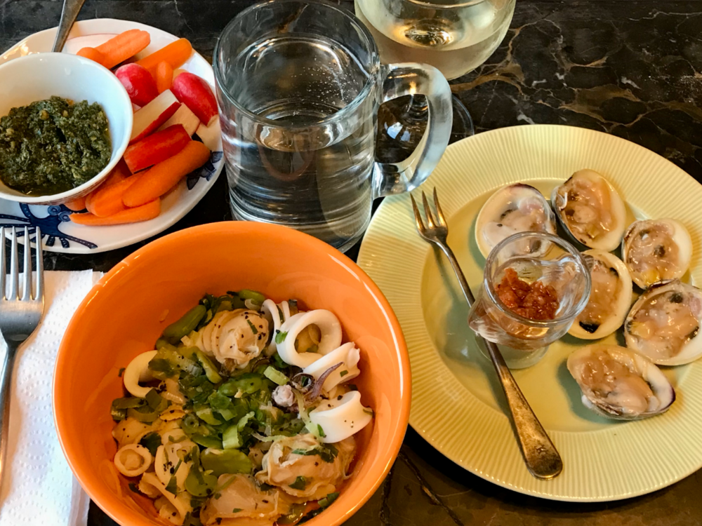 dinner.thumb.png.b83938ddf4d979c7c626271f4083e483.png